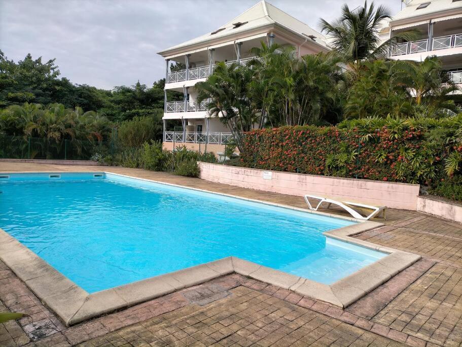 Bel Appartement Avec Piscine, Face A La Mer Gourbeyre Экстерьер фото